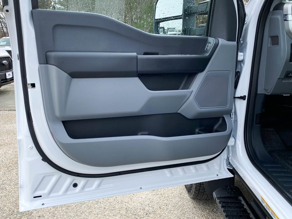 2026 Ford F-550 F-550® XL