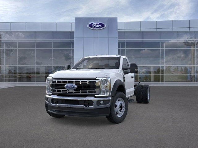 2025 Ford Super Duty F-600 DRW F-600® XL