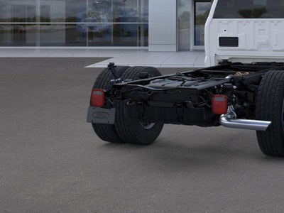 2025 Ford Super Duty F-600 DRW F-600® XL