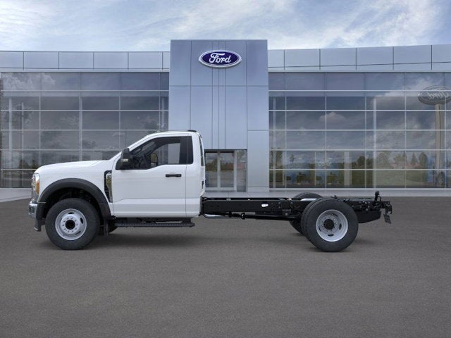 2025 Ford Super Duty F-600 DRW F-600® XL