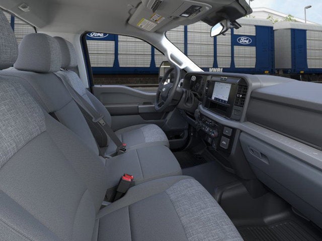 2026 Ford Super Duty F-600 DRW XLT