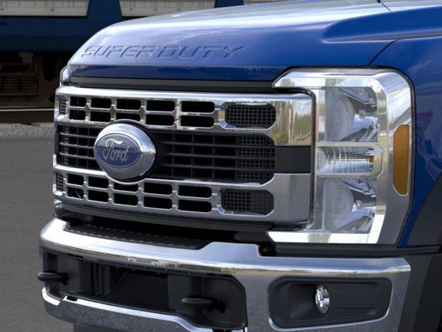 2026 Ford Super Duty F-600 DRW XLT