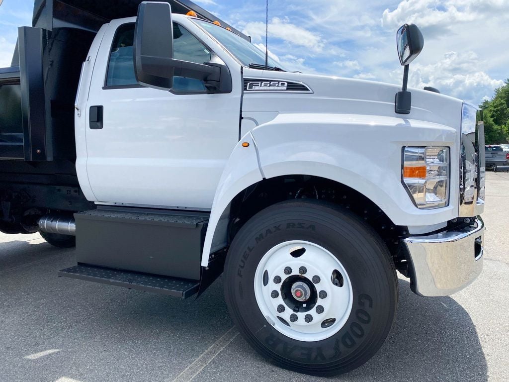 2027 Ford F-650 F-650 SD Gas Straight Frame