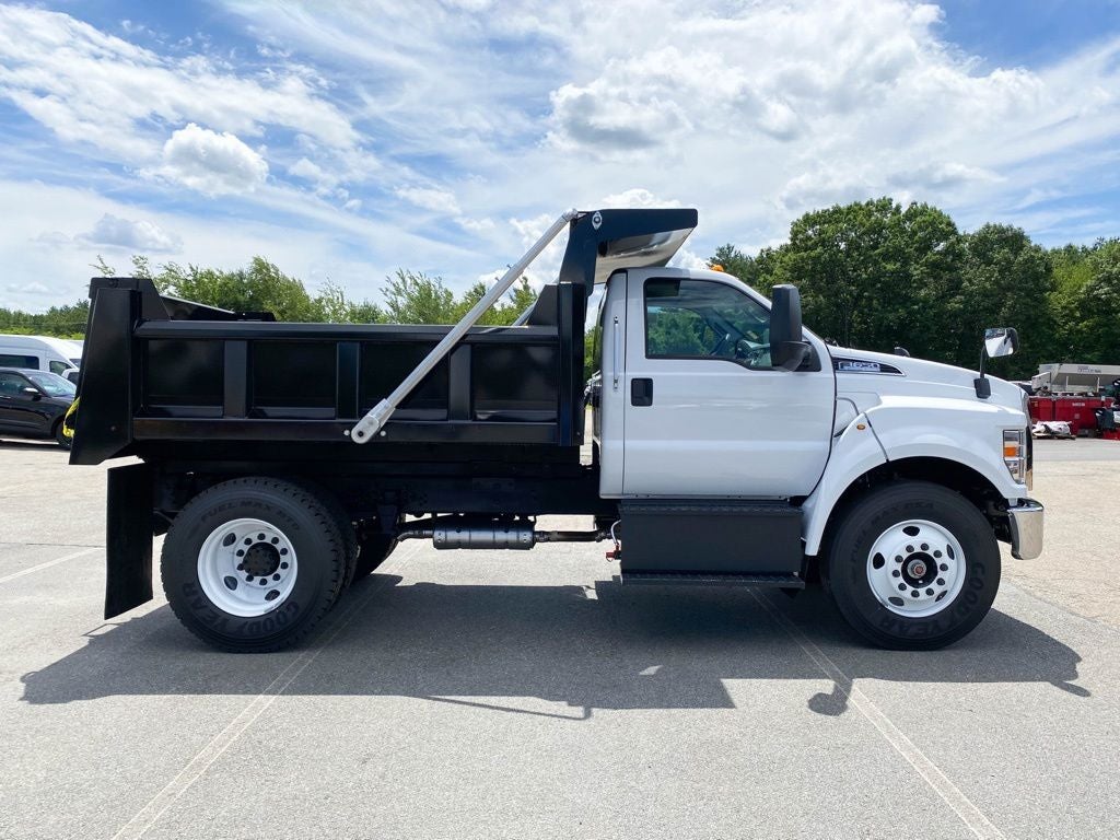2027 Ford F-650 F-650 SD Gas Straight Frame