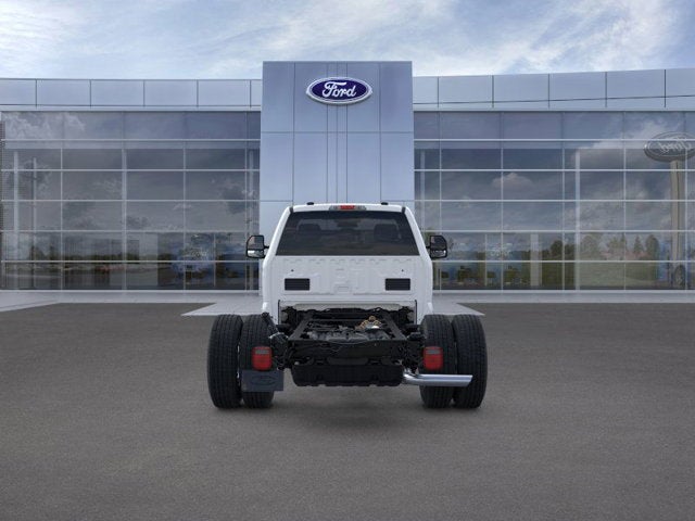 2026 Ford Super Duty F-350 Chassis XL Regular Cab 4x2