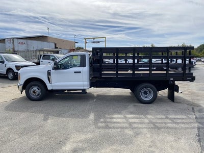 2026 Ford Super Duty F-350 Chassis XL Regular Cab 4x2