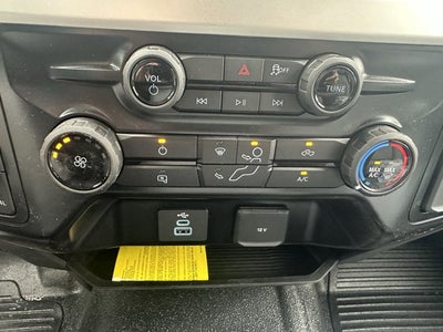 2025 Ford Super Duty F-350 Chassis XL Regular Cab 4x4