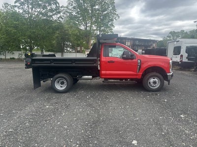 2025 Ford Super Duty F-350 Chassis XL Regular Cab 4x4