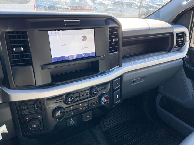 2026 Ford Super Duty F-350 Chassis XL Regular Cab 4x4