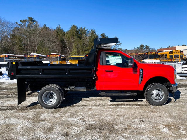 2026 Ford Super Duty F-350 Chassis XL Regular Cab 4x4