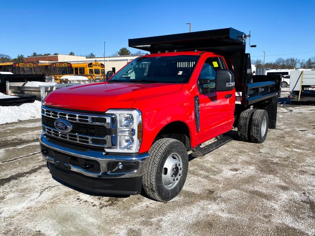 2026 Ford Super Duty F-350 Chassis XL Regular Cab 4x4
