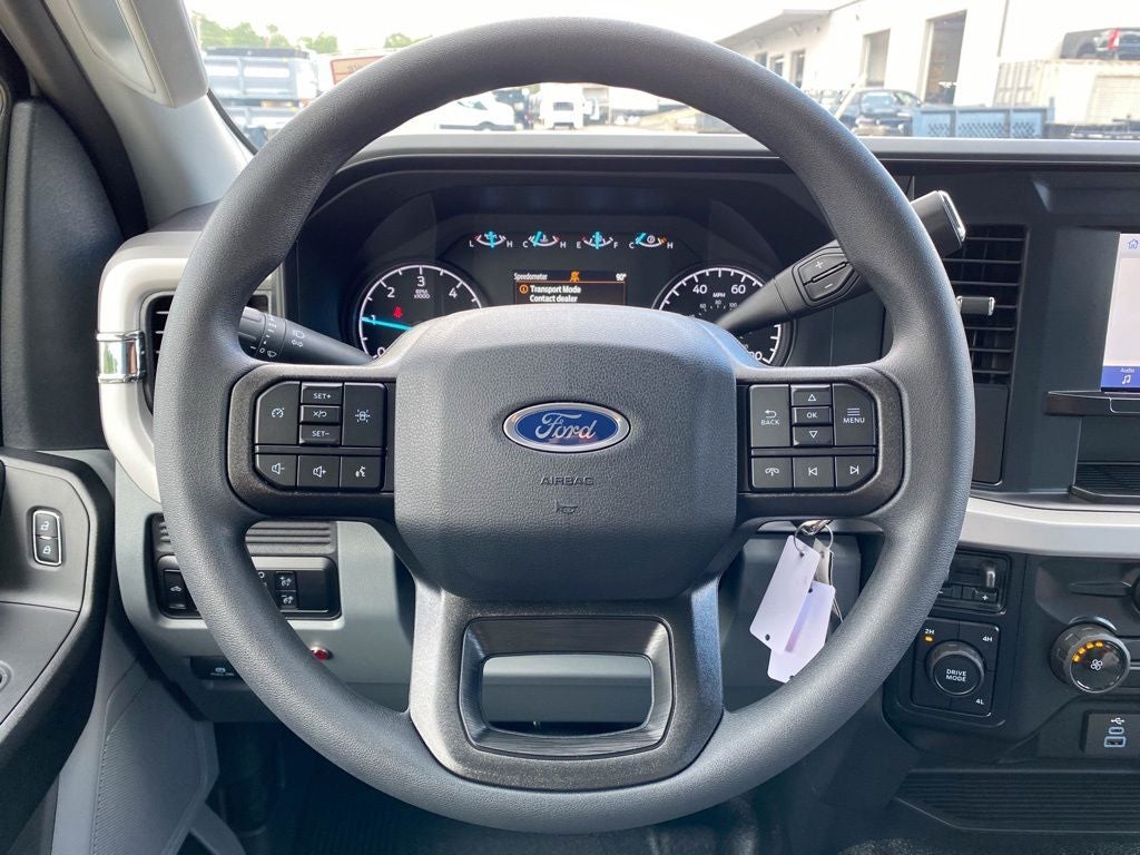 2026 Ford F-350 Chassis XL Regular Cab 4x4