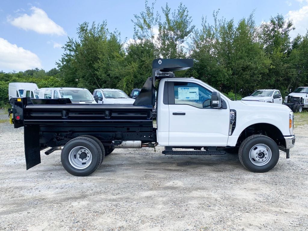 2026 Ford F-350 Chassis XL Regular Cab 4x4