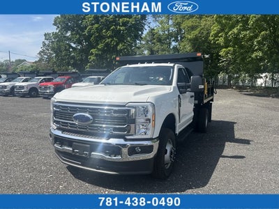 2025 Ford Super Duty F-350 Chassis XL Regular Cab 4x4