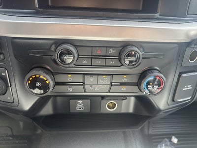 2025 Ford Super Duty F-350 Chassis XL Regular Cab 4x4