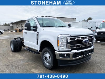2026 Ford Super Duty F-350 Chassis XL Regular Cab 4x4