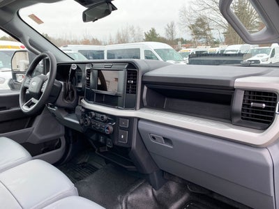 2026 Ford Super Duty F-350 Chassis XL Regular Cab 4x4