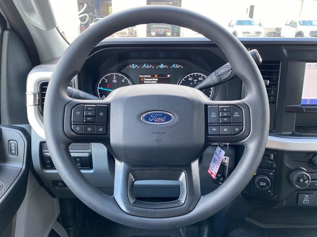 2026 Ford F-350 Chassis XL Regular Cab 4x4