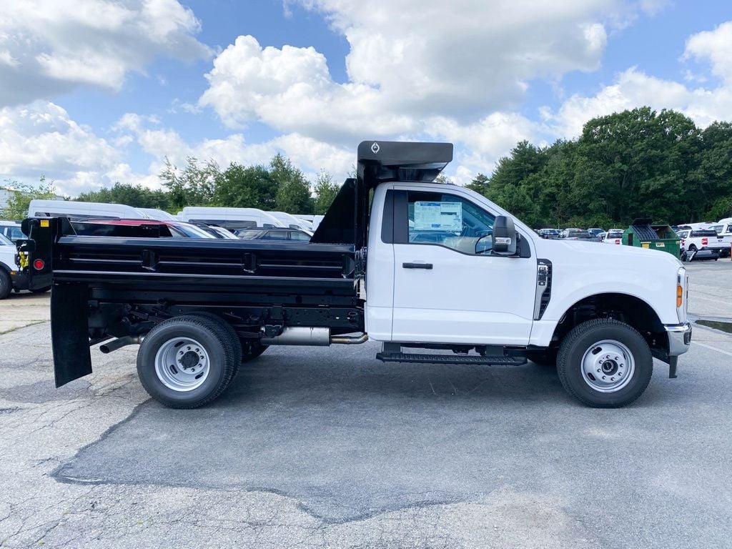 2026 Ford F-350 Chassis XL Regular Cab 4x4