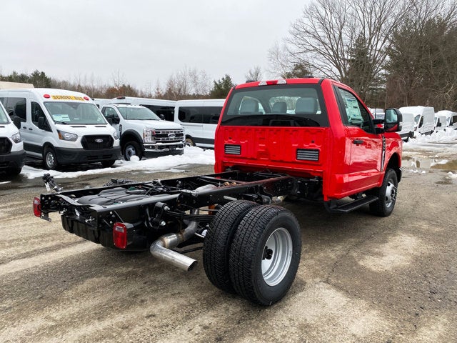 2026 Ford Super Duty F-350 DRW XL