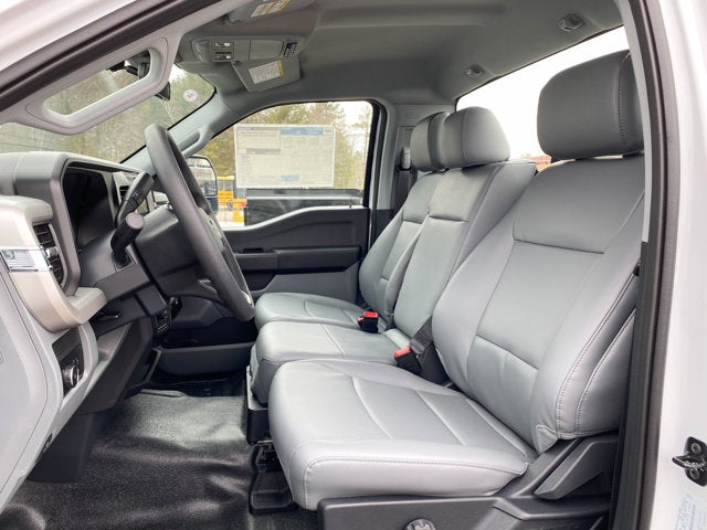 2026 Ford Super Duty F-350 Chassis XL Regular Cab 4x4