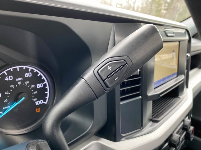 2026 Ford Super Duty F-350 Chassis XL Regular Cab 4x4