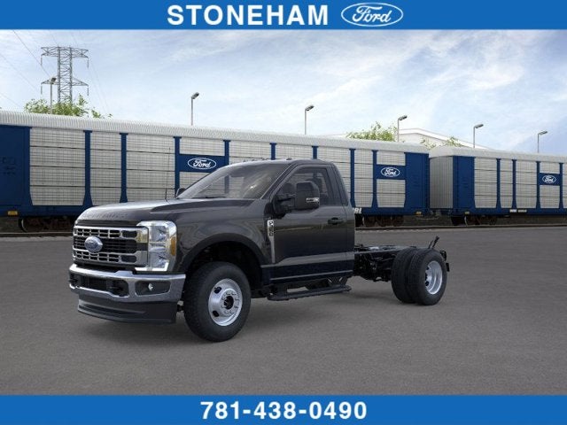 2026 Ford Super Duty F-350 Chassis XL Regular Cab 4x4