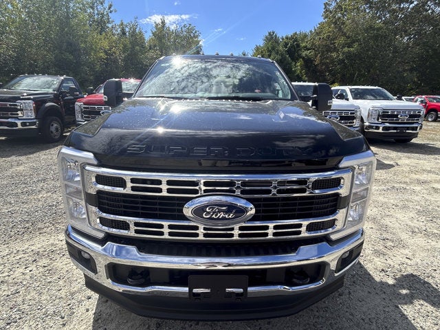 2026 Ford Super Duty F-350 Chassis XL Regular Cab 4x4