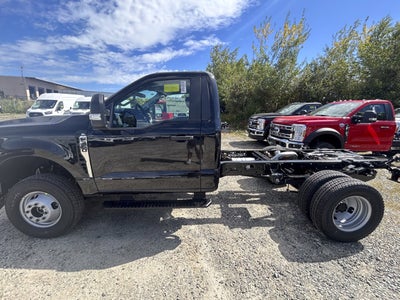 2026 Ford Super Duty F-350 Chassis XL Regular Cab 4x4