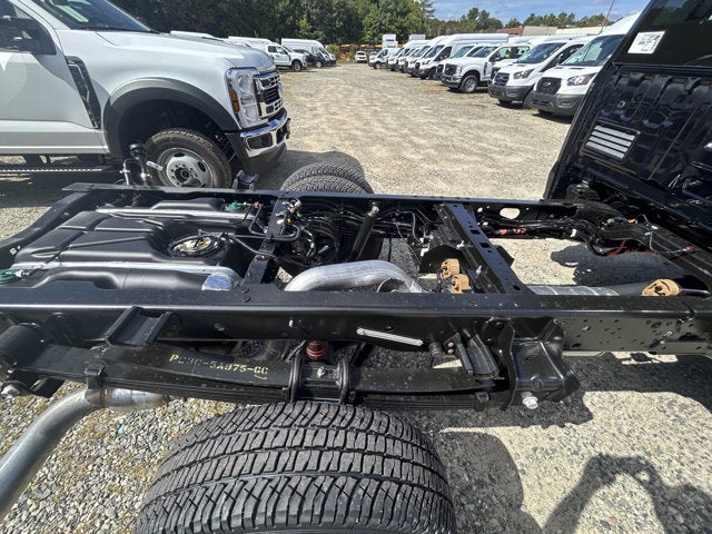 2026 Ford Super Duty F-350 Chassis XL Regular Cab 4x4