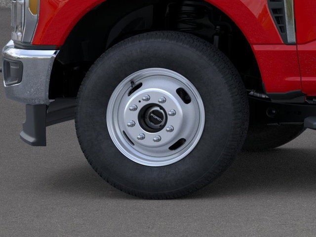 2026 Ford Super Duty F-350 Chassis XL Regular Cab 4x4