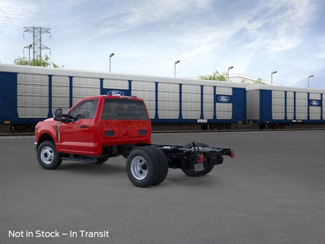 2026 Ford Super Duty F-350 Chassis XL Regular Cab 4x4