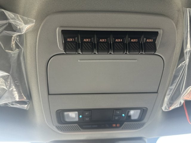 2025 Ford Super Duty F-350 Chassis XL Regular Cab 4x4