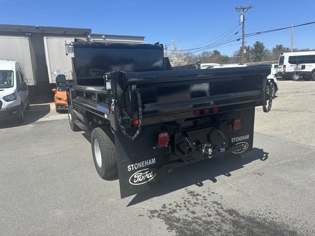 2025 Ford Super Duty F-350 Chassis XL Regular Cab 4x4