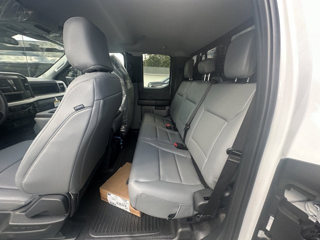 2025 Ford Super Duty F-550 XL 4x4