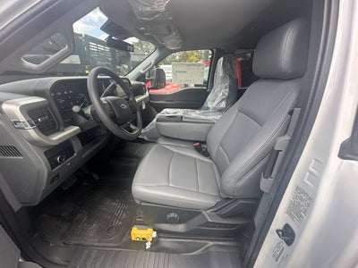 2025 Ford Super Duty F-550 XL 4x4