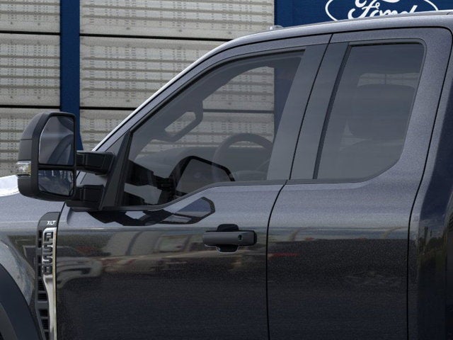 2026 Ford Super Duty F-550 XLT 4x4