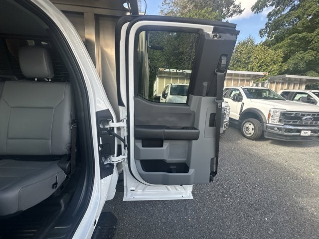 2025 Ford Super Duty F-550 XL 4x4