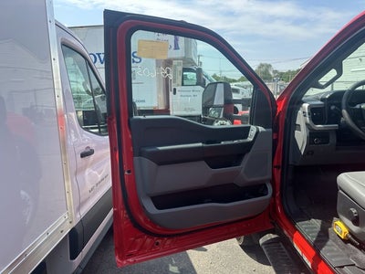 2025 Ford Super Duty F-550 XL 4x4