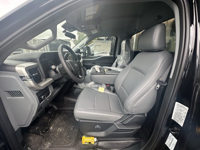 2025 Ford Super Duty F-550 XL 4x4