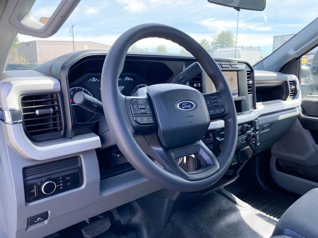 2024 Ford F-550 F-550® XL