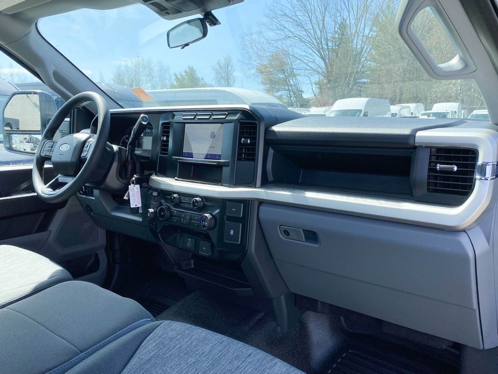 2024 Ford F-550 F-550® XL