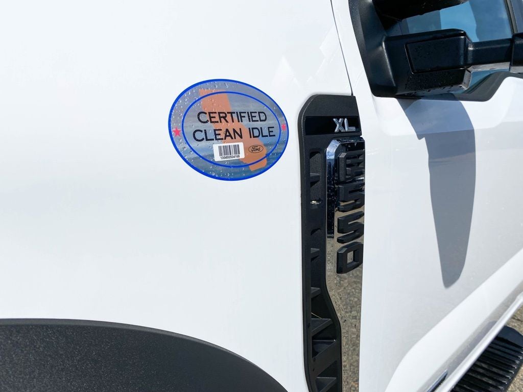 2024 Ford F-550 F-550® XL