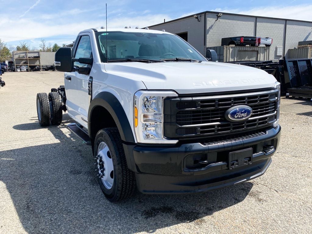 2024 Ford F-550 F-550® XL