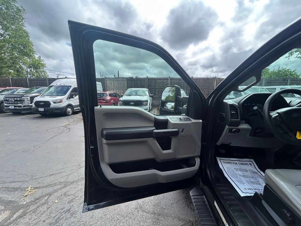 2017 Ford F-550SD XL 4x4 Diesel Dump DRW