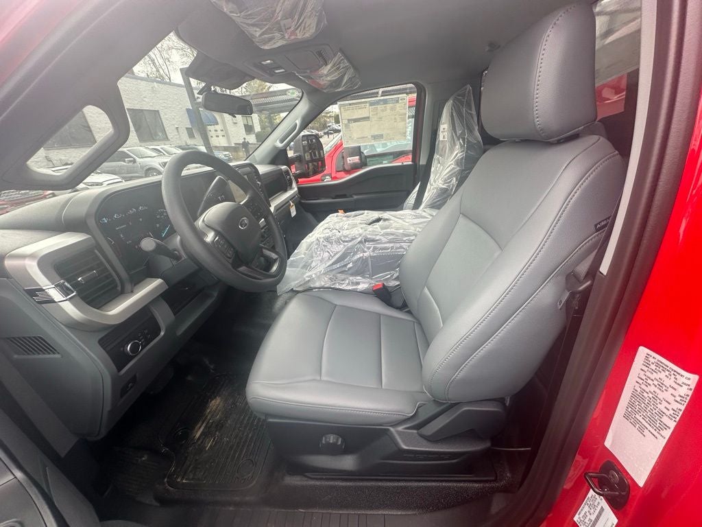 2026 Ford F-550 XL 4x4 Switch&Go Dump
