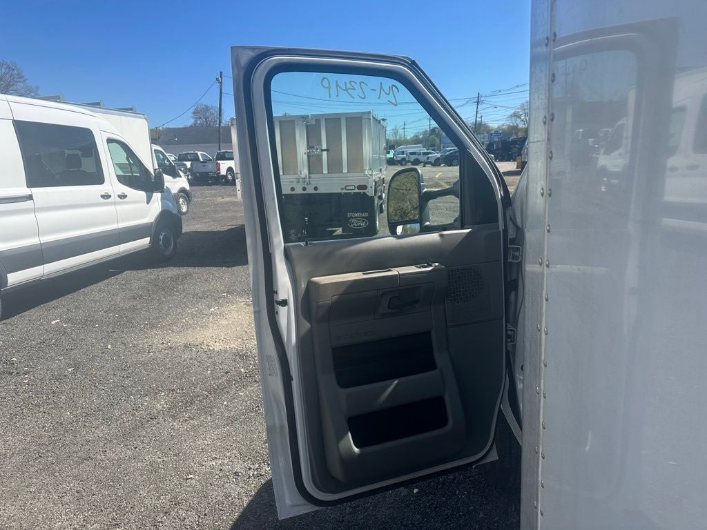 2024 Ford E-350SD Base 14 Foot Box Truck