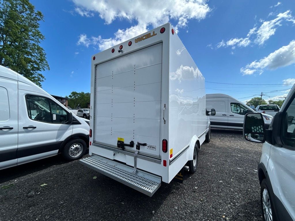 2027 Ford E-Series Cutaway E-350 SRW
