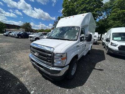 2027 Ford E-Series Cutaway E-350 SRW