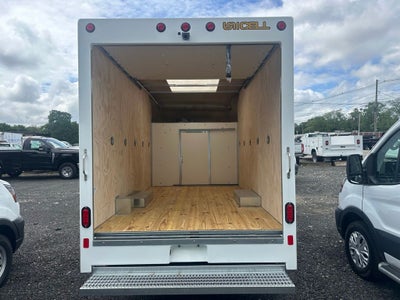 2027 Ford E-Series Cutaway E-350 SRW